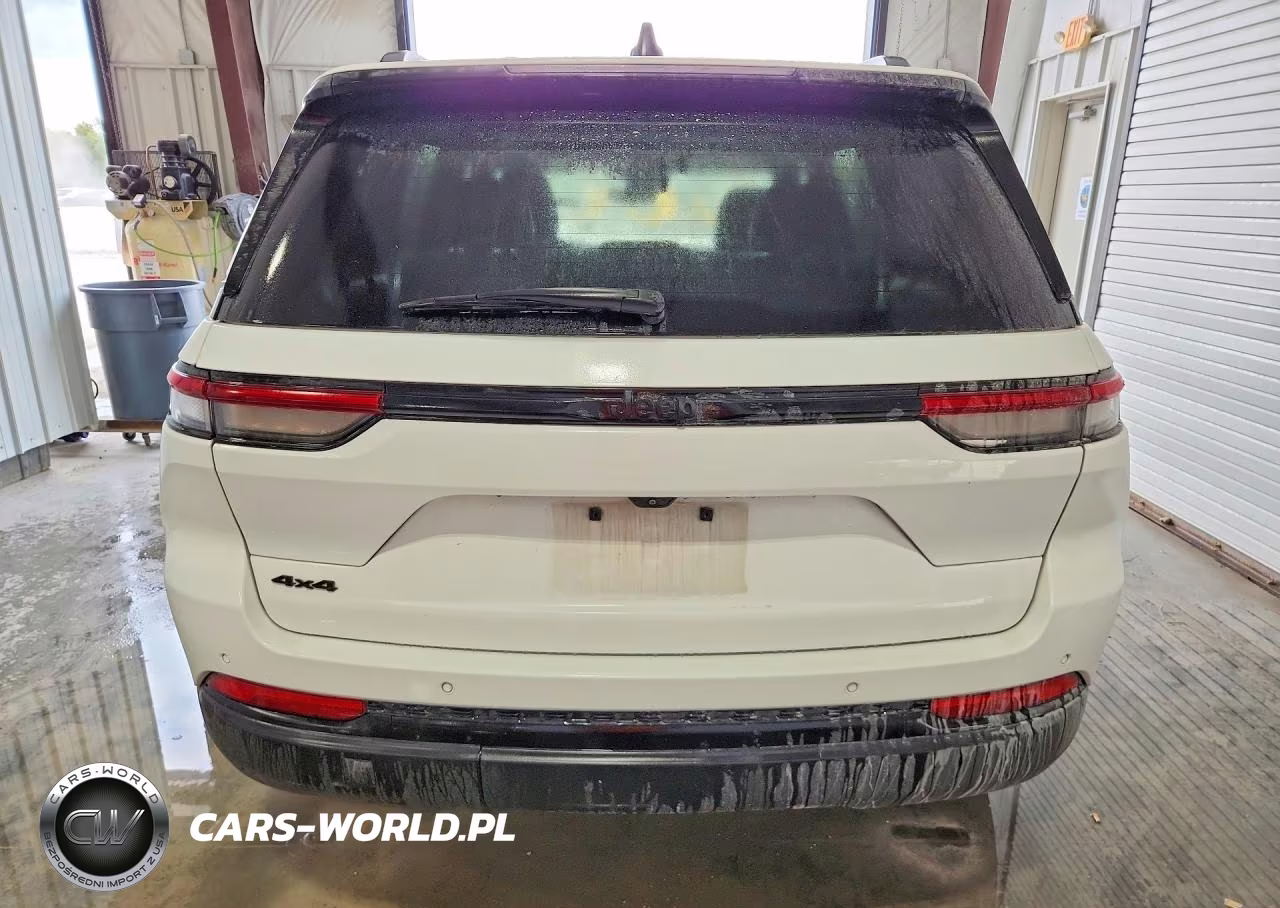 2023 Jeep Grand Cherokee Laredo VIN:1C4RJHAG8PC517490 - 6