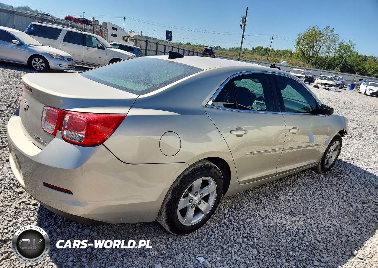 2015 Chevrolet Malibu Ls VIN:1G11B5SLXFF216276 - 3