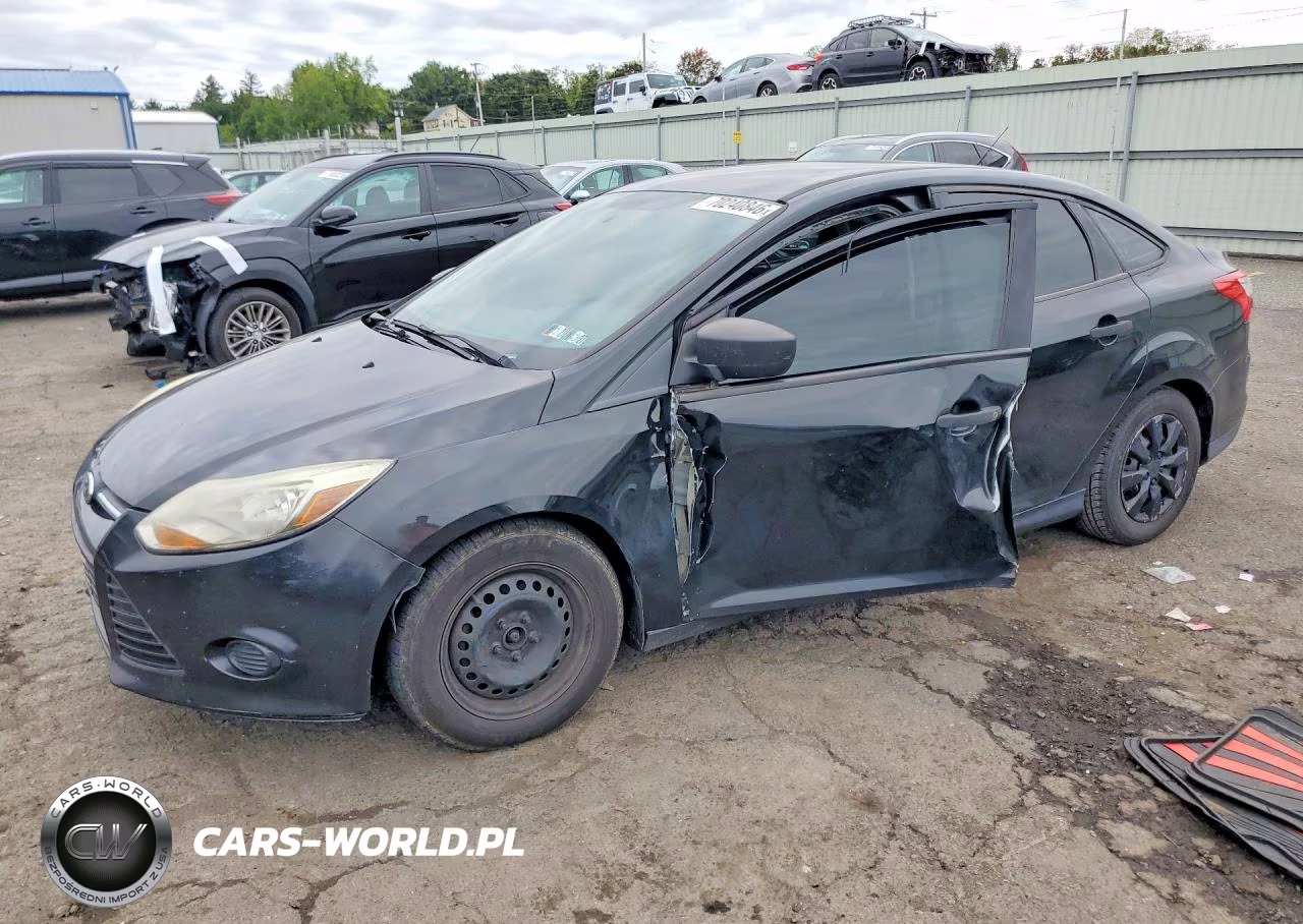2014 Ford Focus S VIN:1FADP3E24EL395045 - 1