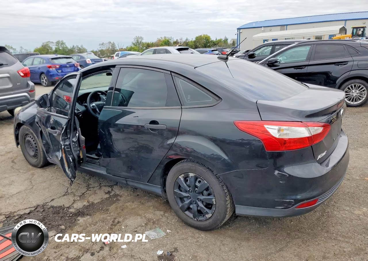 2014 Ford Focus S VIN:1FADP3E24EL395045 - 2