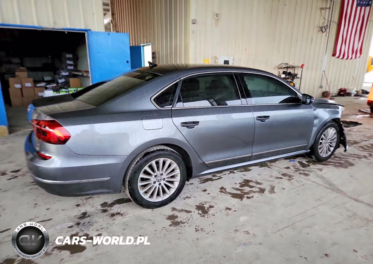 2017 Volkswagen Passat Se VIN:1VWBT7A31HC021495 - 3