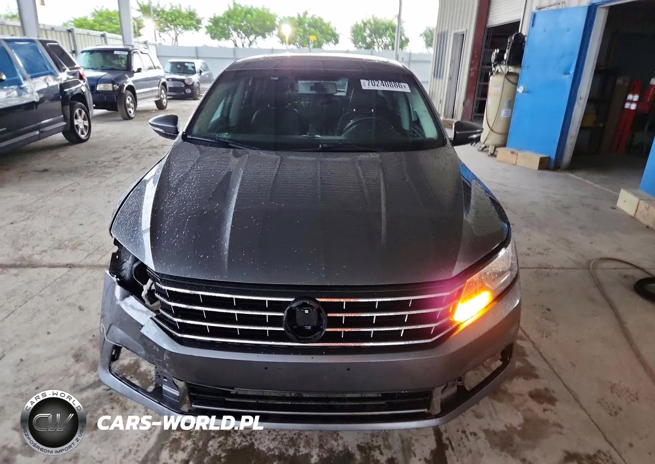 2017 Volkswagen Passat Se VIN:1VWBT7A31HC021495 - 5