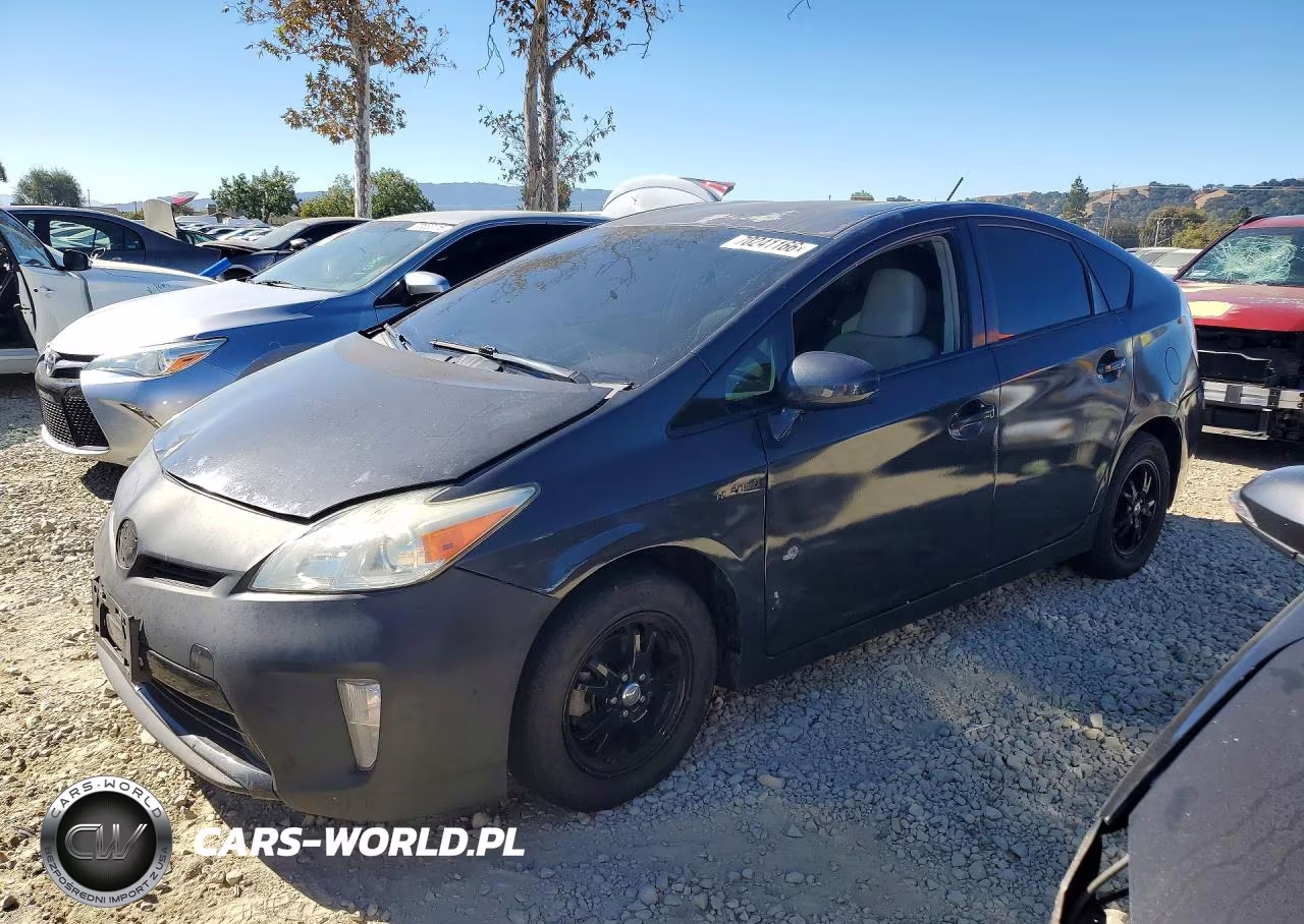 2015 Toyota Prius Three