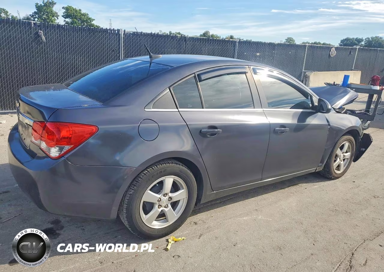 2013 Chevrolet Cruze Lt VIN:1G1PC5SBXD7204778 - 3