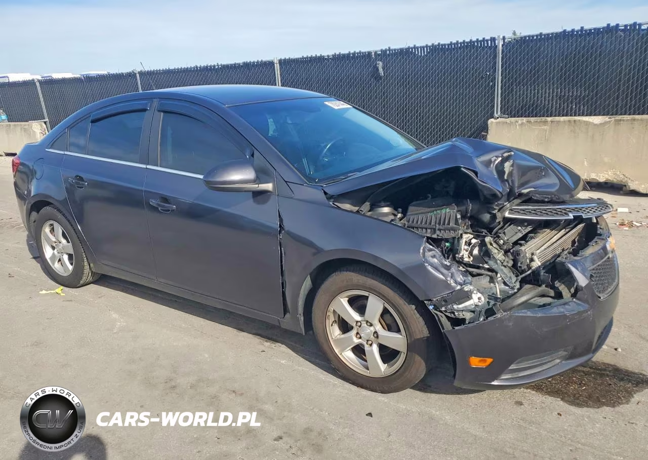 2013 Chevrolet Cruze Lt VIN:1G1PC5SBXD7204778 - 4