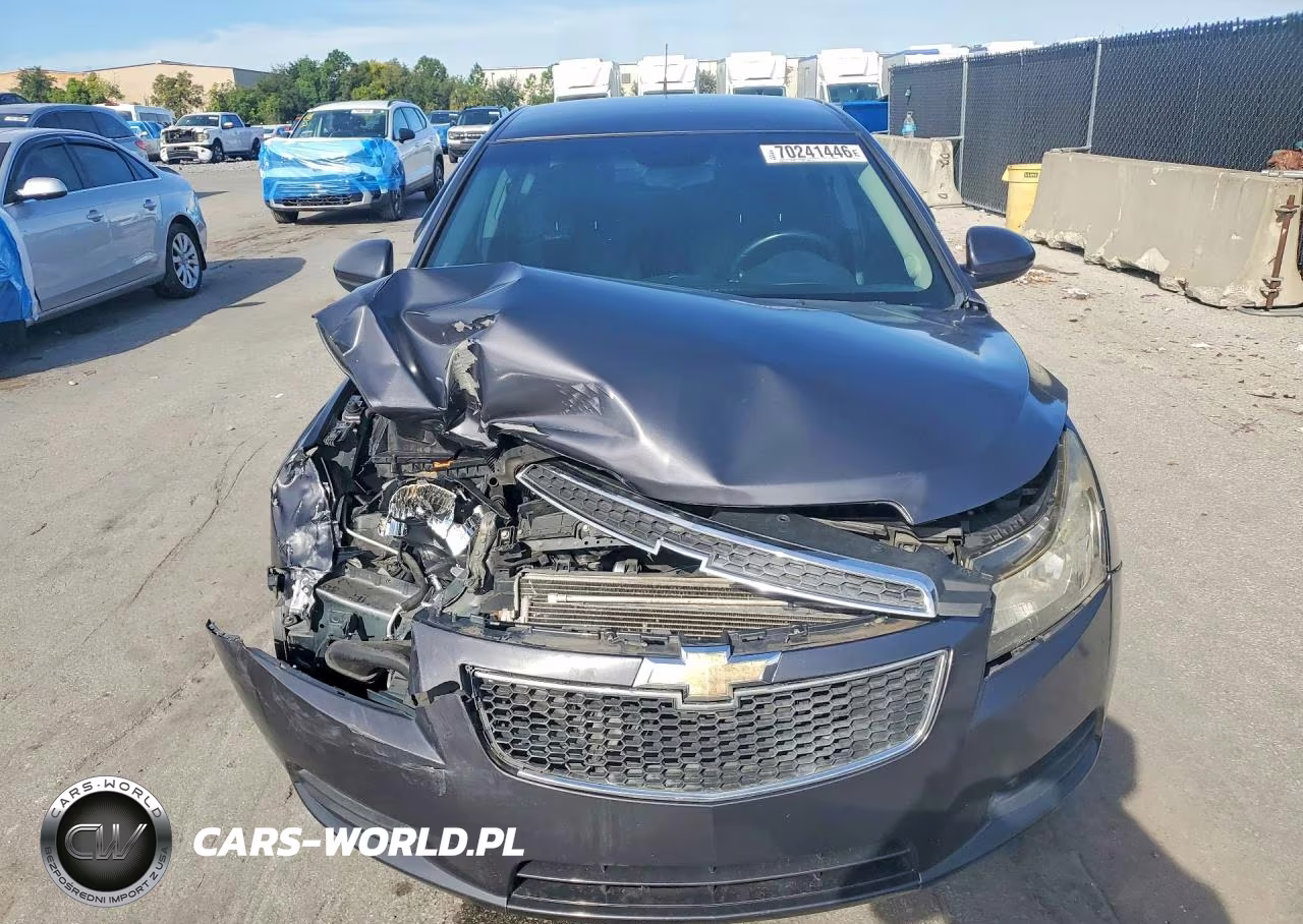 2013 Chevrolet Cruze Lt VIN:1G1PC5SBXD7204778 - 5
