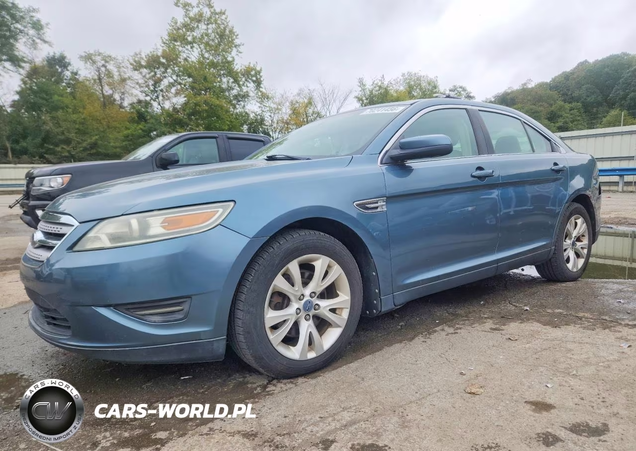 2010 Ford Taurus Sel