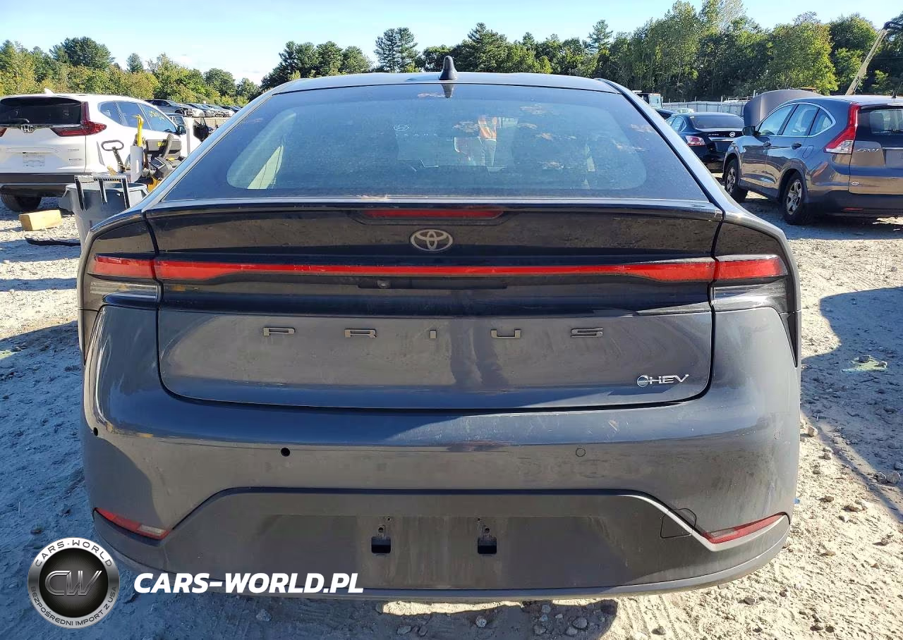 2023 Toyota Prius Le VIN:JTDACAAU9P3000915 - 6