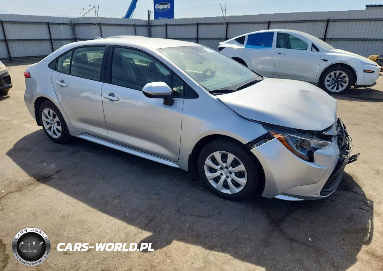 2023 Toyota Corolla Le VIN:JTDB4MEE5P3014266 - 4