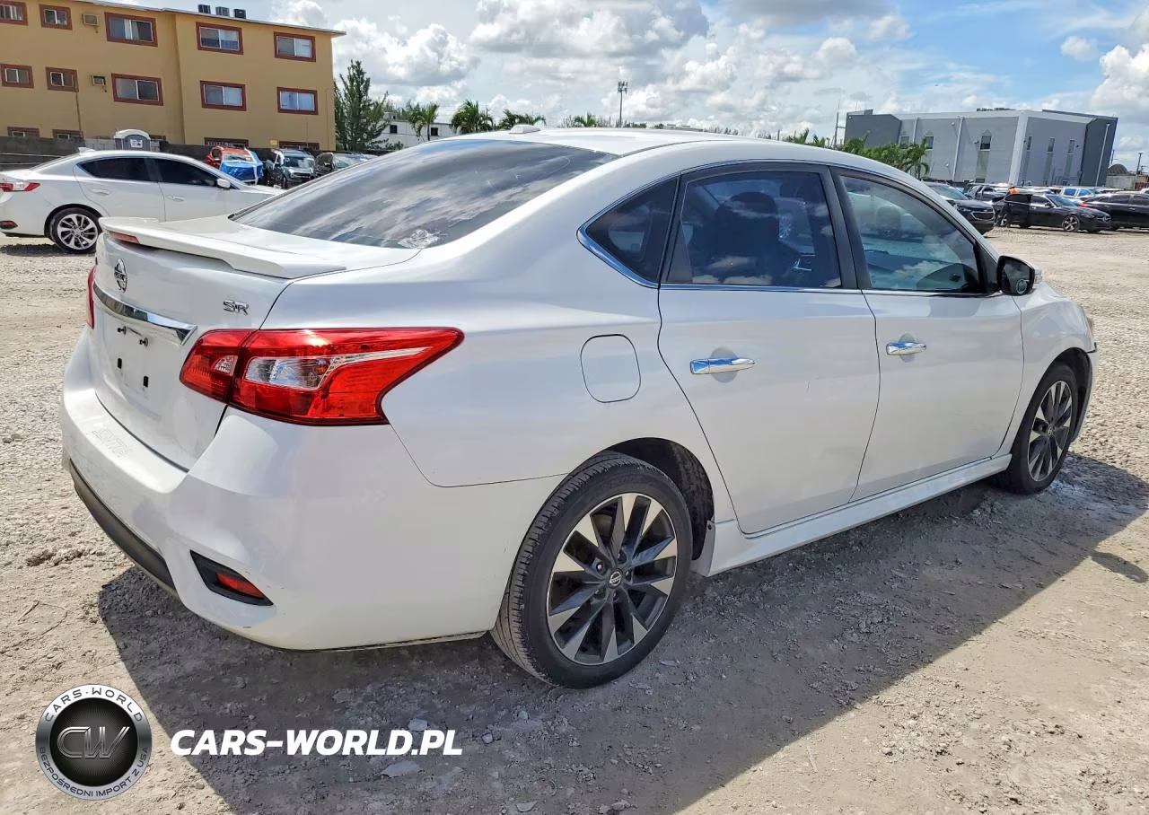 2017 Nissan Sentra Sr VIN:3N1AB7AP1HY240844 - 3