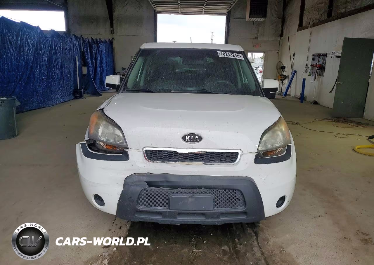 2011 Kia Soul + VIN:KNDJT2A22B7706632 - 5