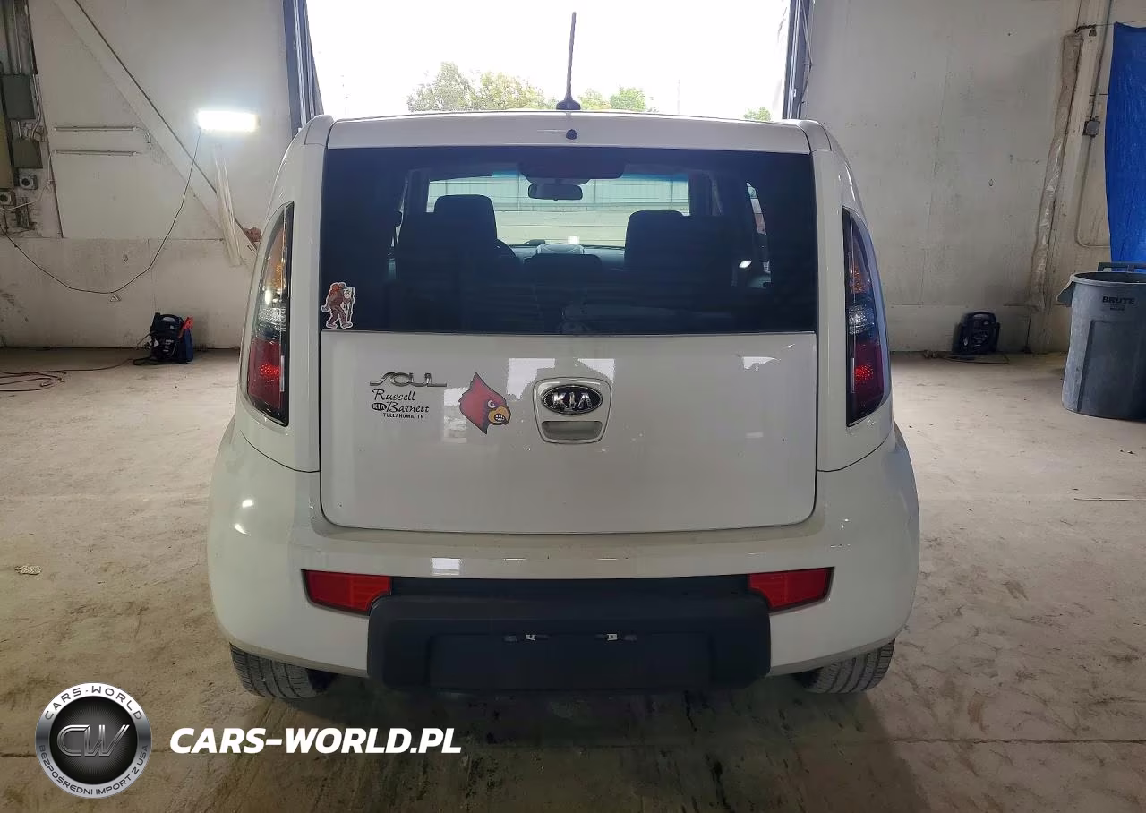 2011 Kia Soul + VIN:KNDJT2A22B7706632 - 6