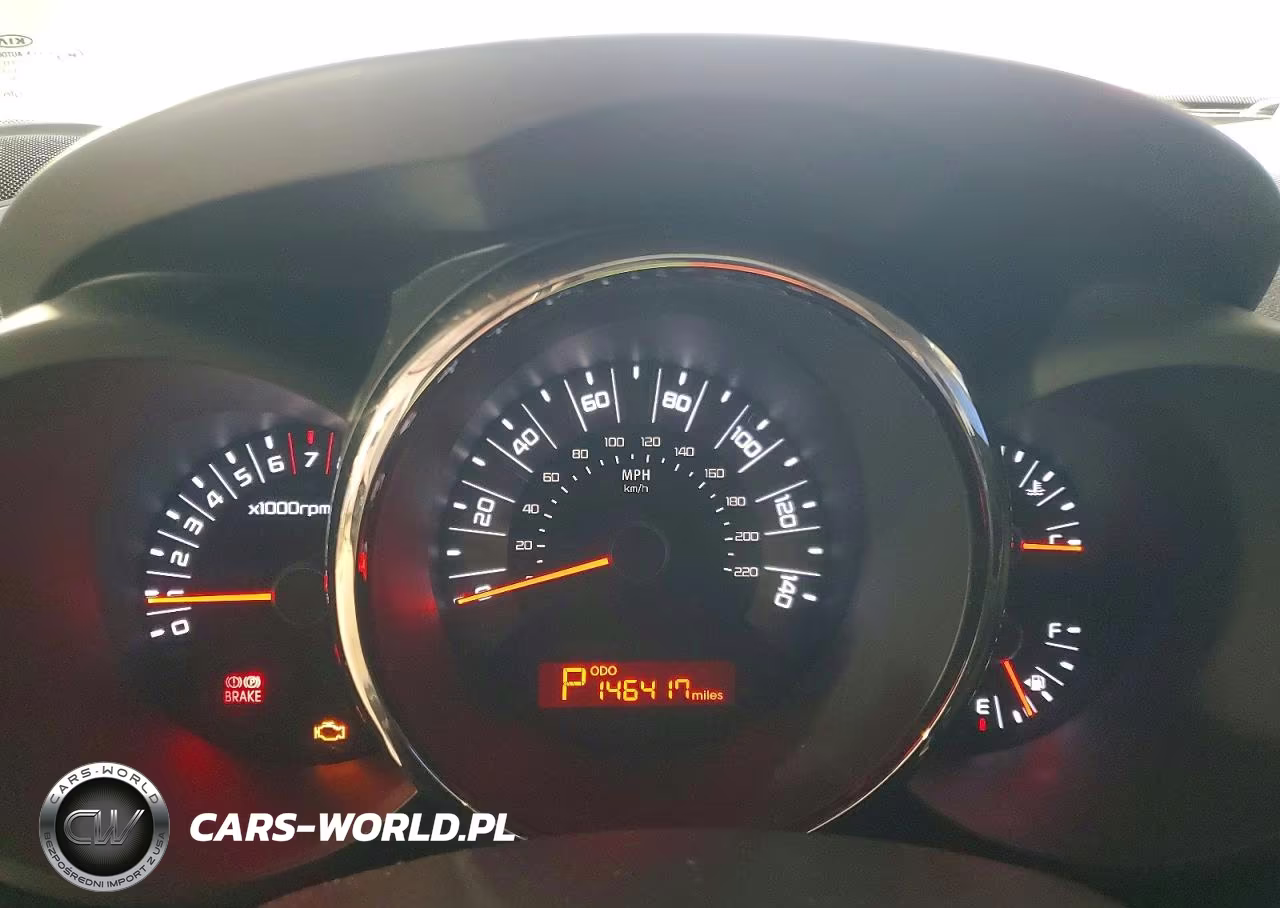 2011 Kia Soul + VIN:KNDJT2A22B7706632 - 9