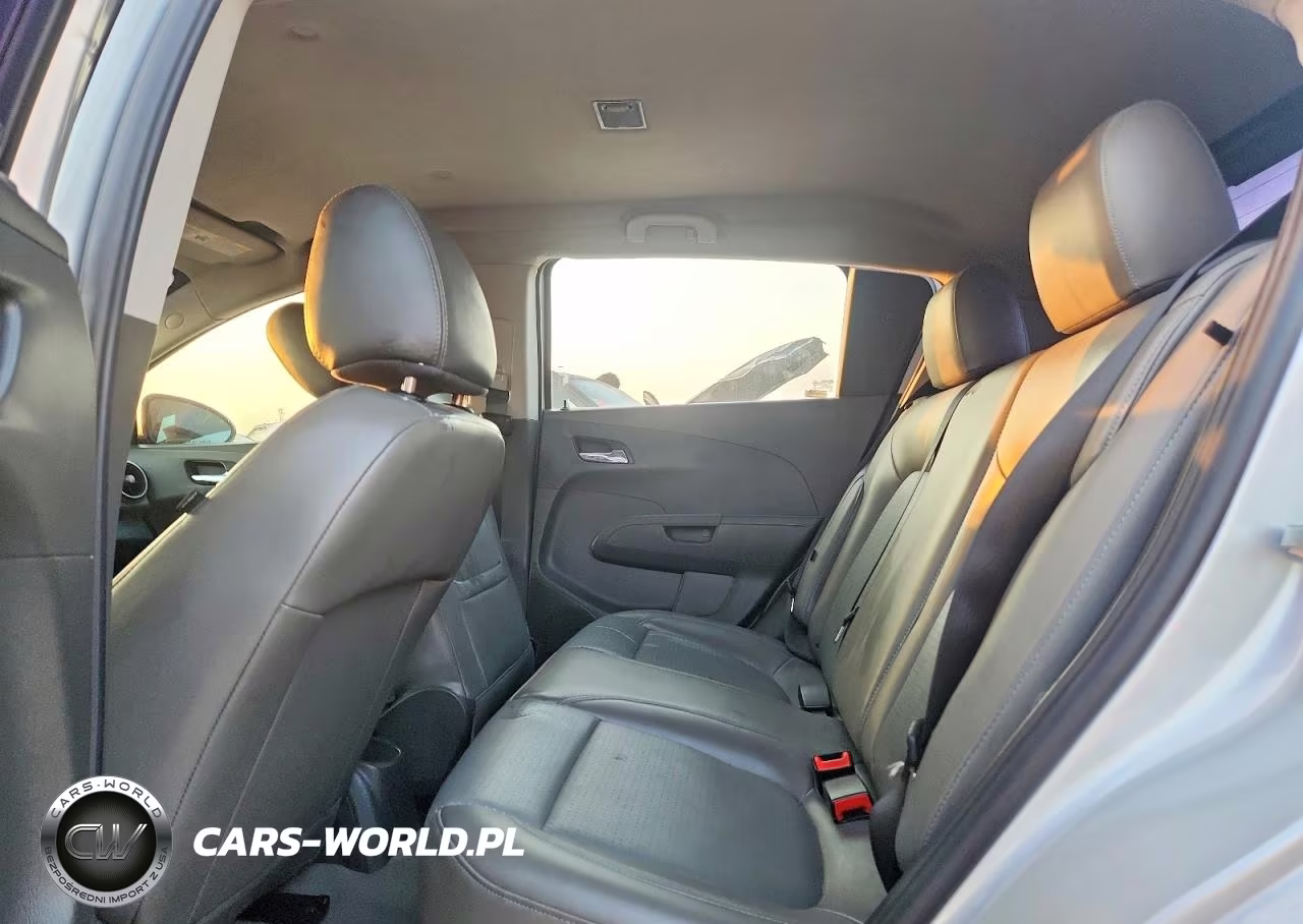 2015 Chevrolet Sonic Ltz VIN:1G1JE6SB8F4145305 - 10