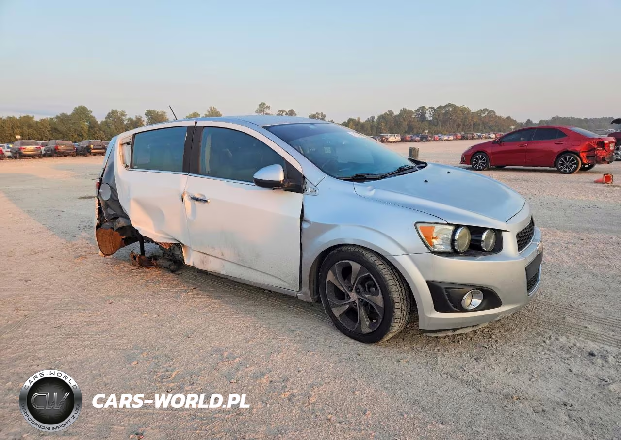 2015 Chevrolet Sonic Ltz VIN:1G1JE6SB8F4145305 - 4