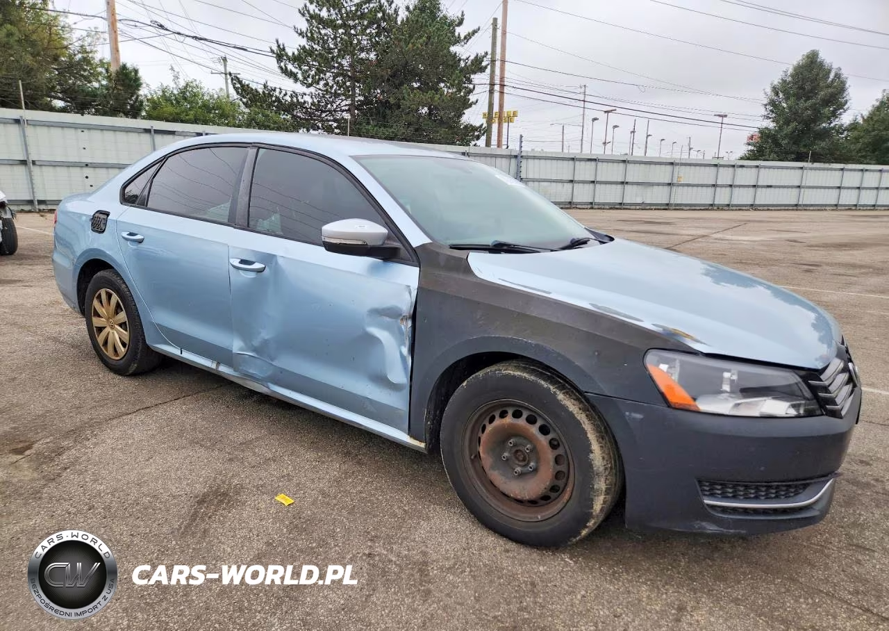 2012 Volkswagen Passat S VIN:1VWAP7A3XCC041821 - 4
