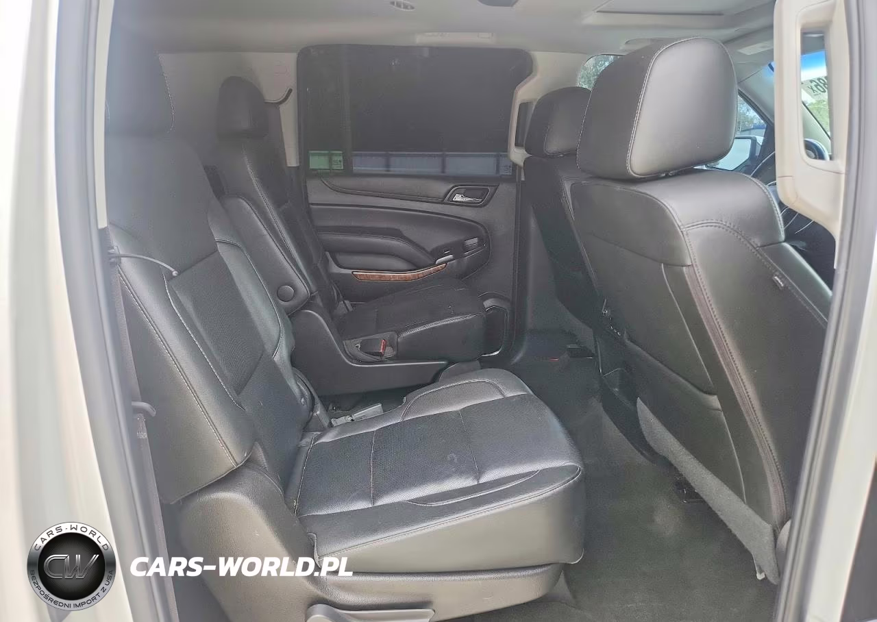 2017 Chevrolet Suburban C1500 Premier VIN:1GNSCJKC3HR252465 - 11