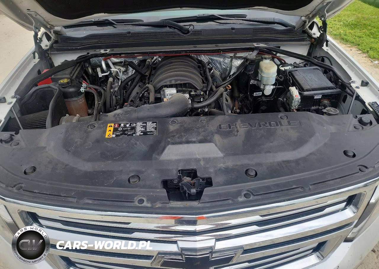 2017 Chevrolet Suburban C1500 Premier VIN:1GNSCJKC3HR252465 - 12