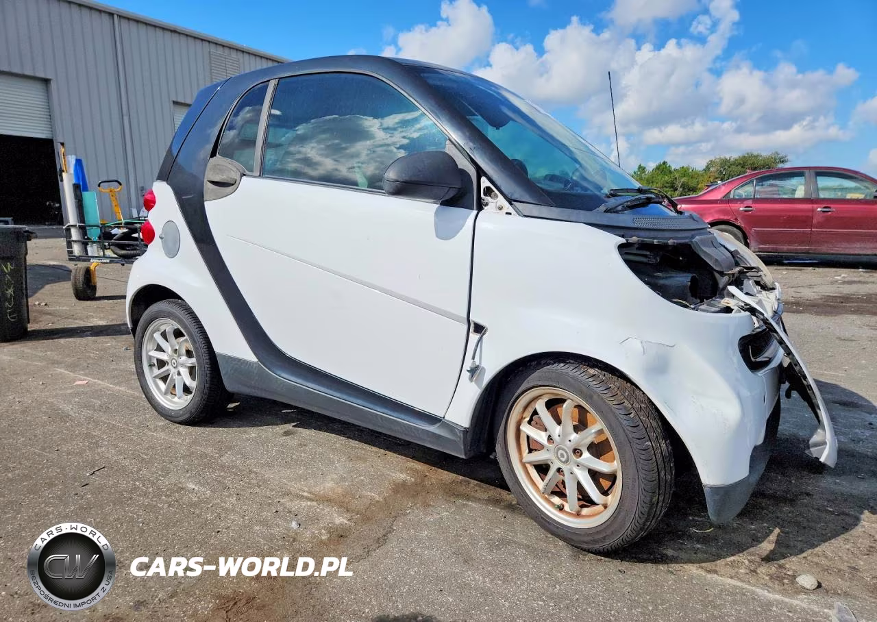 2008 Smart Fortwo Pure VIN:WMEEJ31X08K186611 - 4