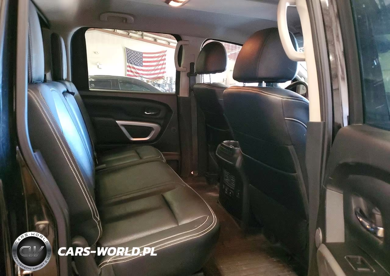 2019 Nissan Titan Pro-4X VIN:1N6AA1E54KN517994 - 10