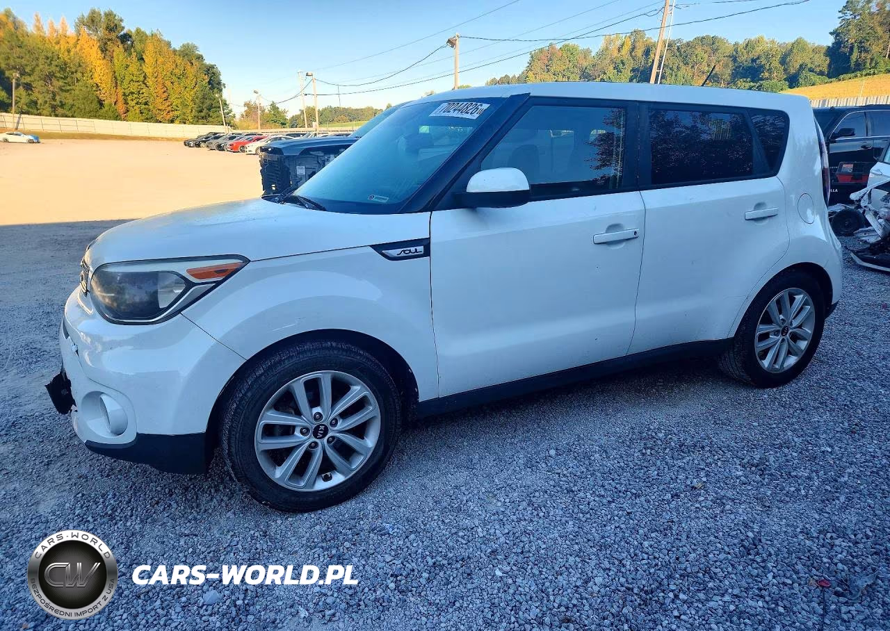2018 Kia Soul + VIN:KNDJP3A55J7568359 - 1