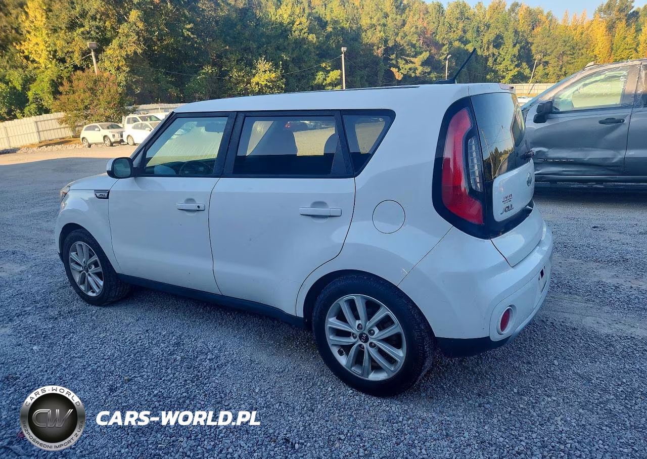2018 Kia Soul + VIN:KNDJP3A55J7568359 - 2