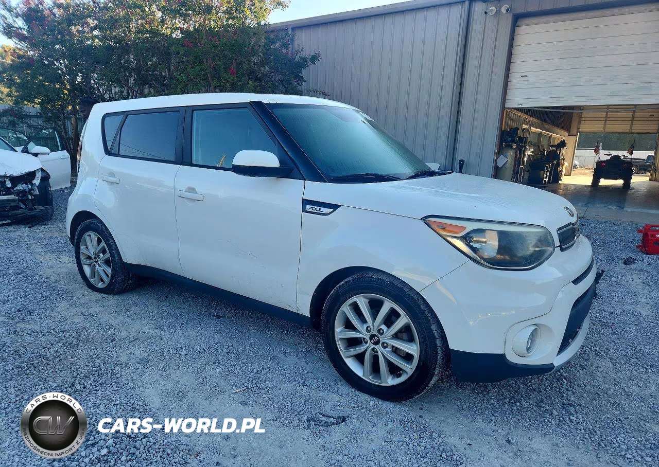 2018 Kia Soul + VIN:KNDJP3A55J7568359 - 4