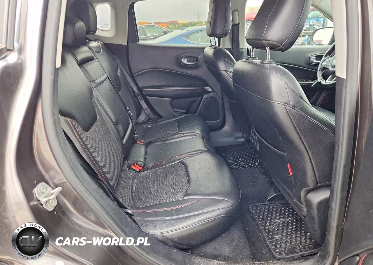 2018 Jeep Compass Trailhawk VIN:3C4NJDDB4JT441558 - 11