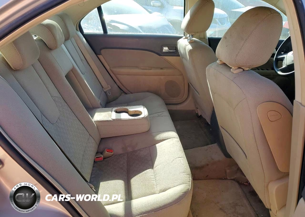 2010 Ford Fusion Se VIN:3FAHP0HA8AR316667 - 10