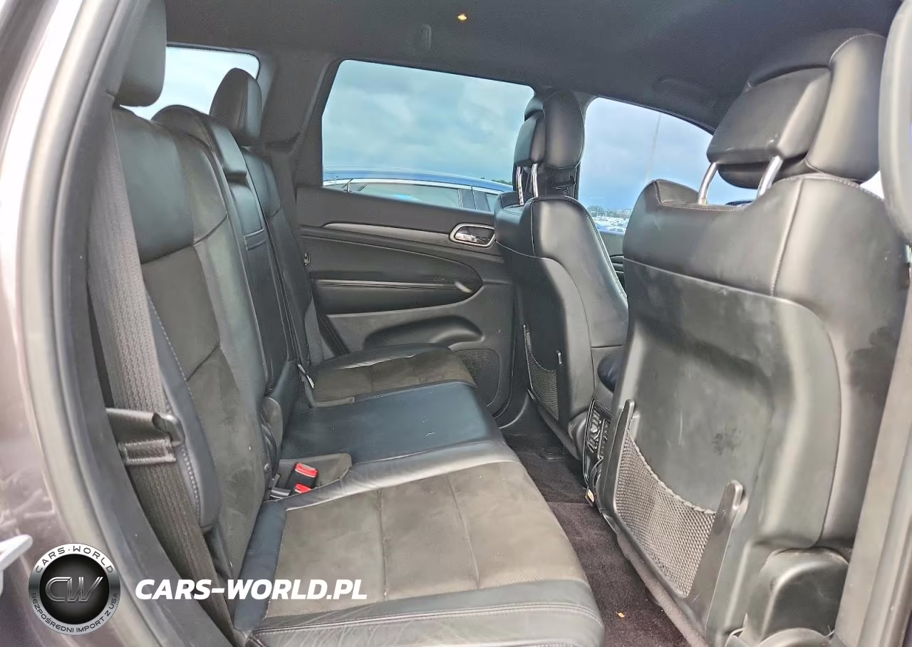 2018 Jeep Grand Cherokee Laredo VIN:1C4RJEAG7JC442626 - 11