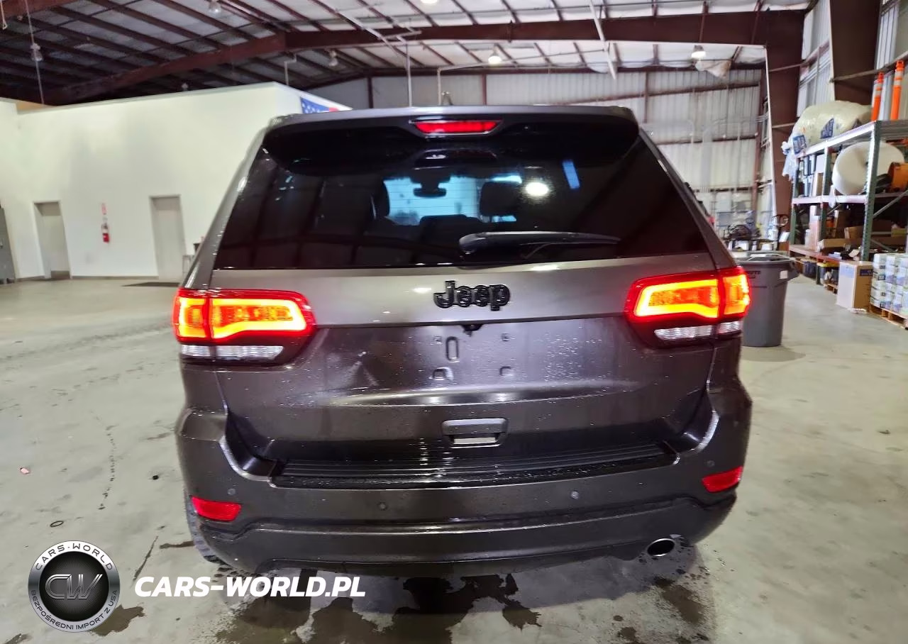 2018 Jeep Grand Cherokee Laredo VIN:1C4RJEAG7JC442626 - 6