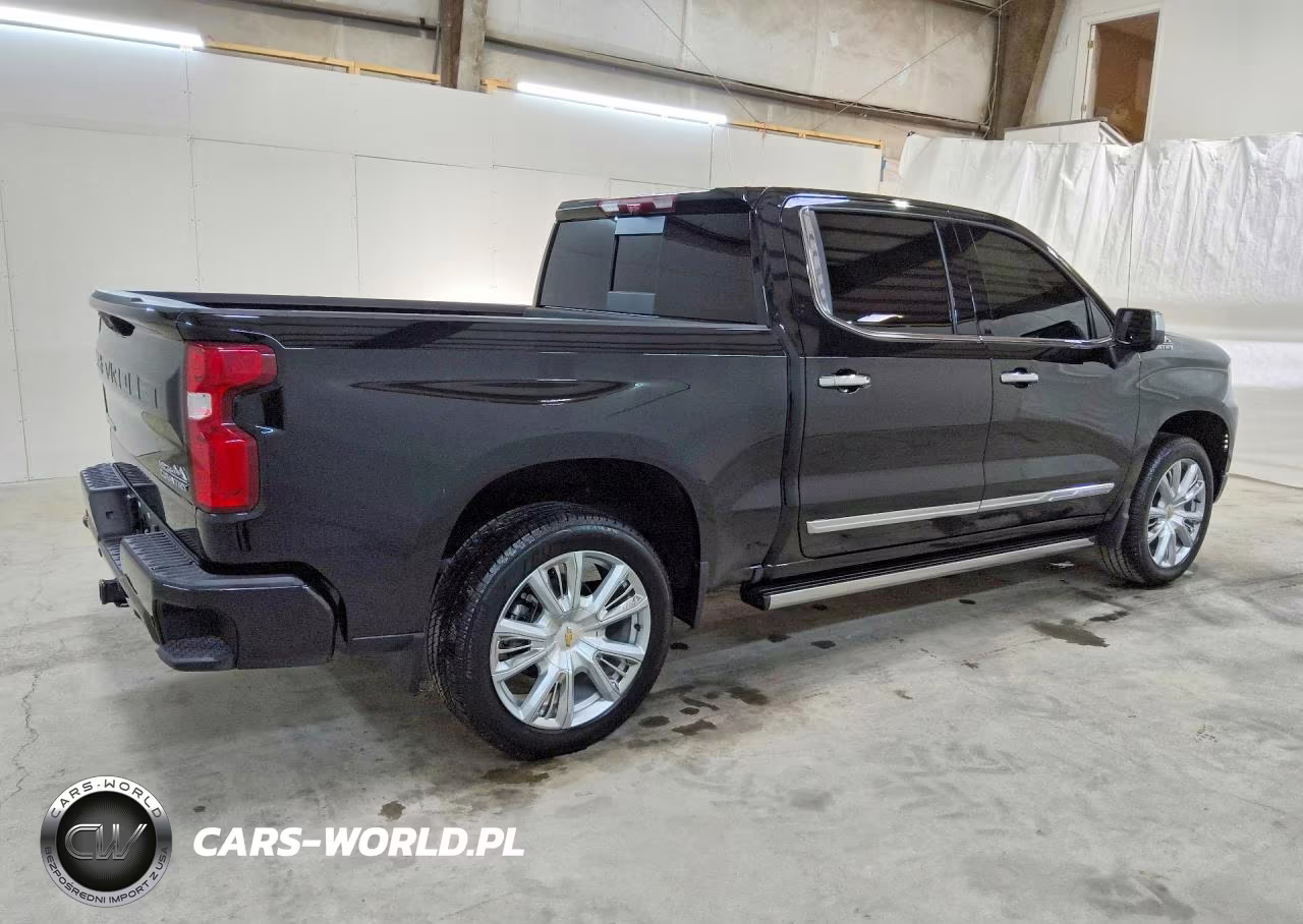 2026 Chevrolet Silverado K1500 High Country VIN:1GCUKJEL8TZ222354 - 3