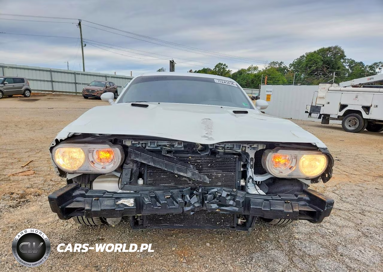 2013 Dodge Challenger VIN:2C3CDYAG8DH581412 - 5