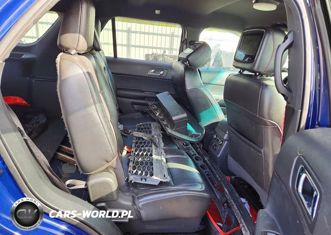 2016 Ford Explorer Police Interceptor VIN:1FM5K8AR3GGA72173 - 11