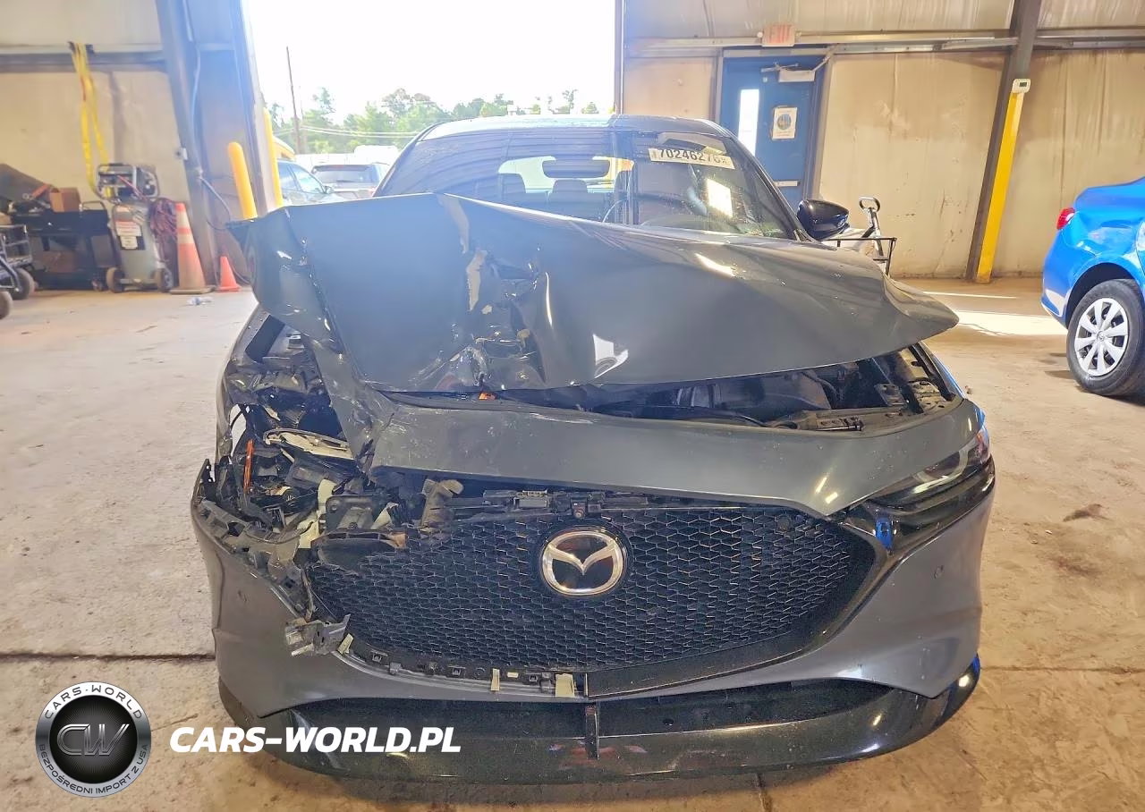 2021 Mazda 3 Premium Plus VIN:JM1BPBNY1M1312259 - 5