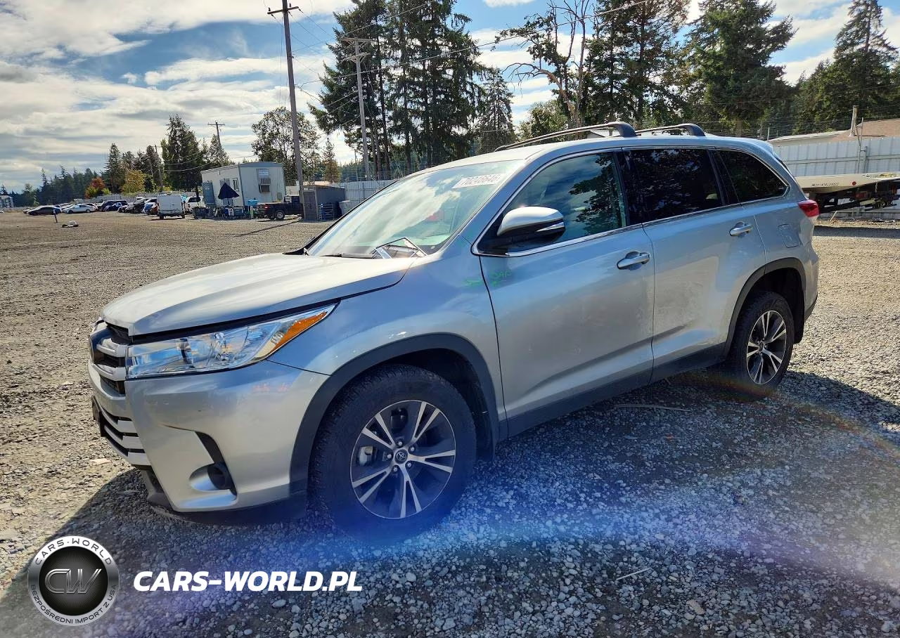 2019 Toyota Highlander Le