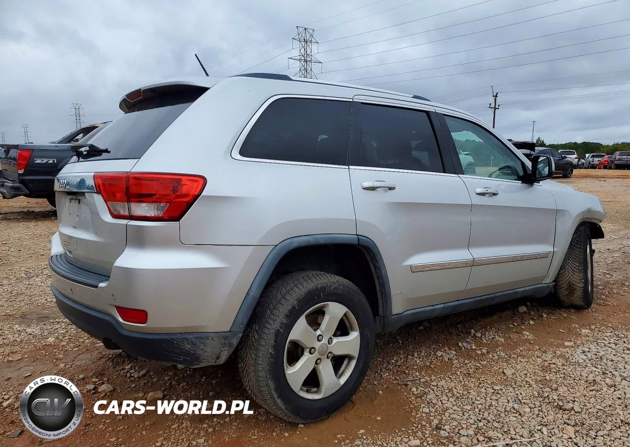 2011 Jeep Grand Cherokee Laredo VIN:1J4RS4GG0BC537474 - 3