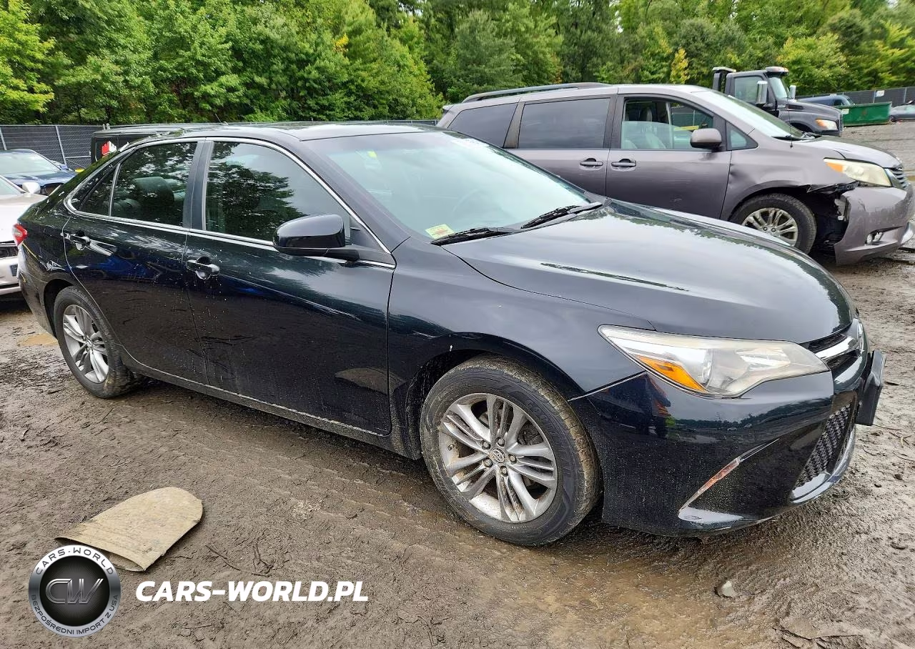 2017 Toyota Camry Se VIN:4T1BF1FK7HU304710 - 4