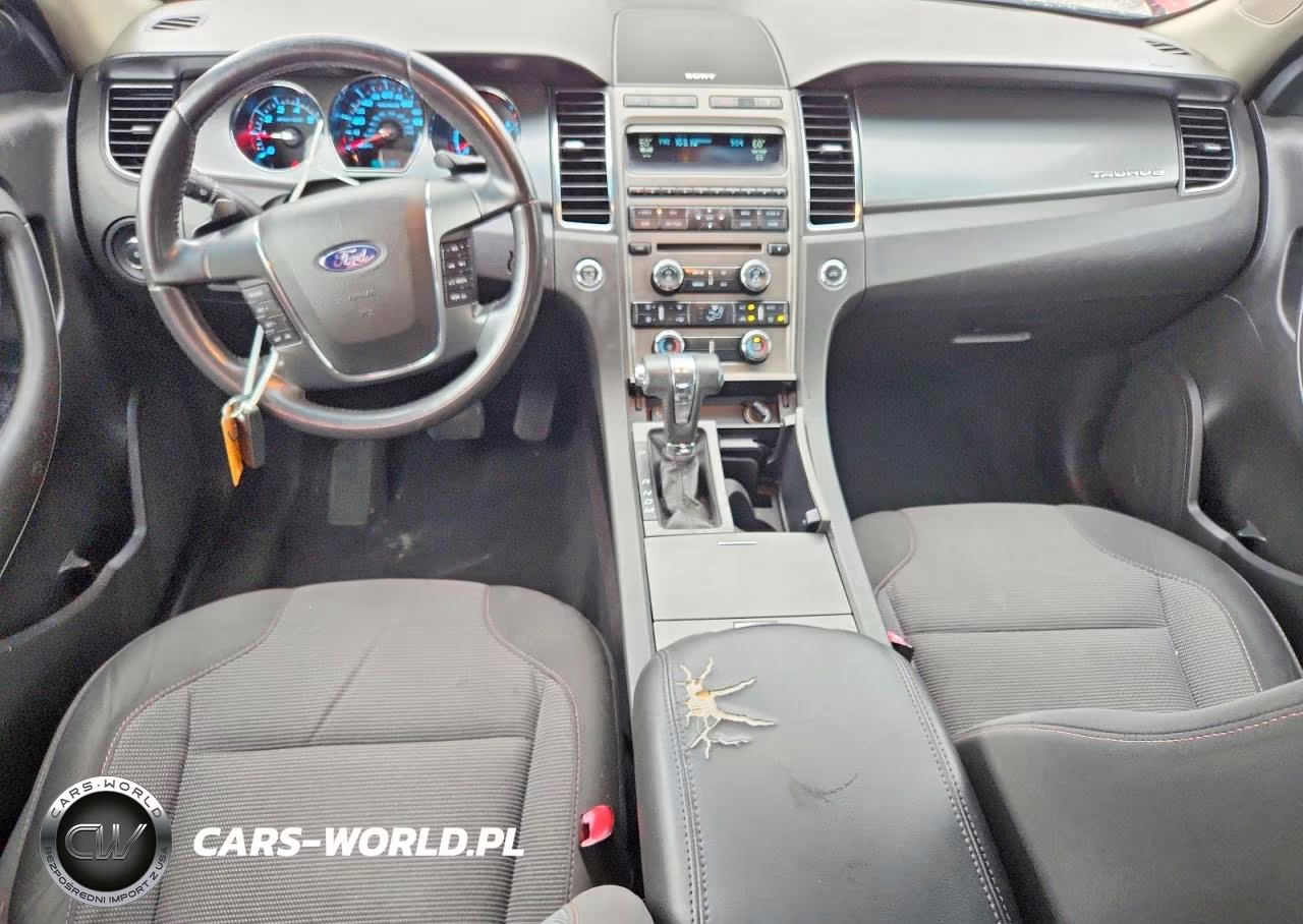 2010 Ford Taurus VIN:1FAHP2HW7AG128236 - 8