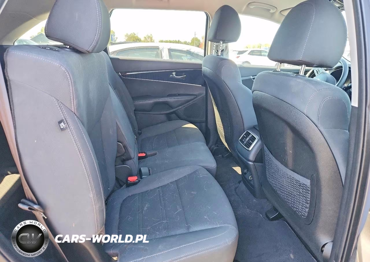 2020 Kia Sorento Lx VIN:5XYPGDA30LG655428 - 11