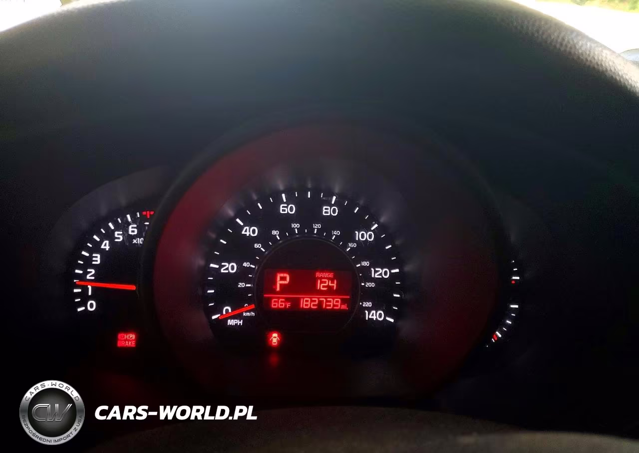 2017 Kia Soul + VIN:KNDJP3A54H7455593 - 9