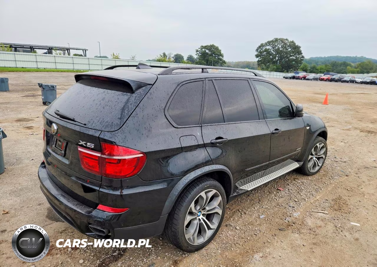 2012 BMW X5 xDrive50I VIN:5UXZV8C56CL423469 - 3