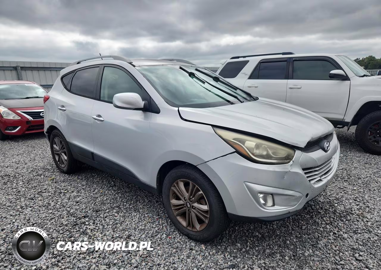 2015 Hyundai Tucson Se VIN:KM8JU3AG8FU014151 - 4