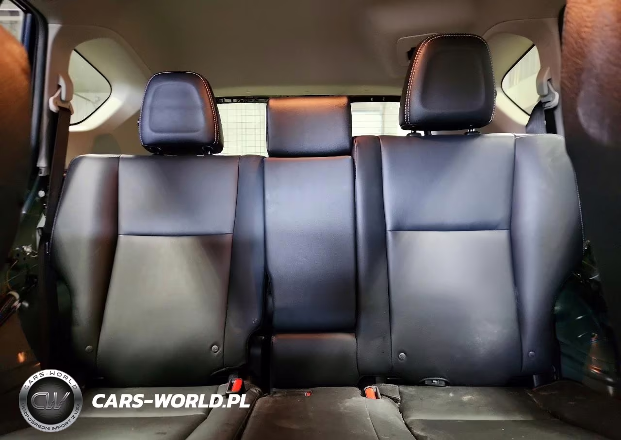 2018 Toyota Rav4 Limited VIN:JTMDFREV2JJ735857 - 10