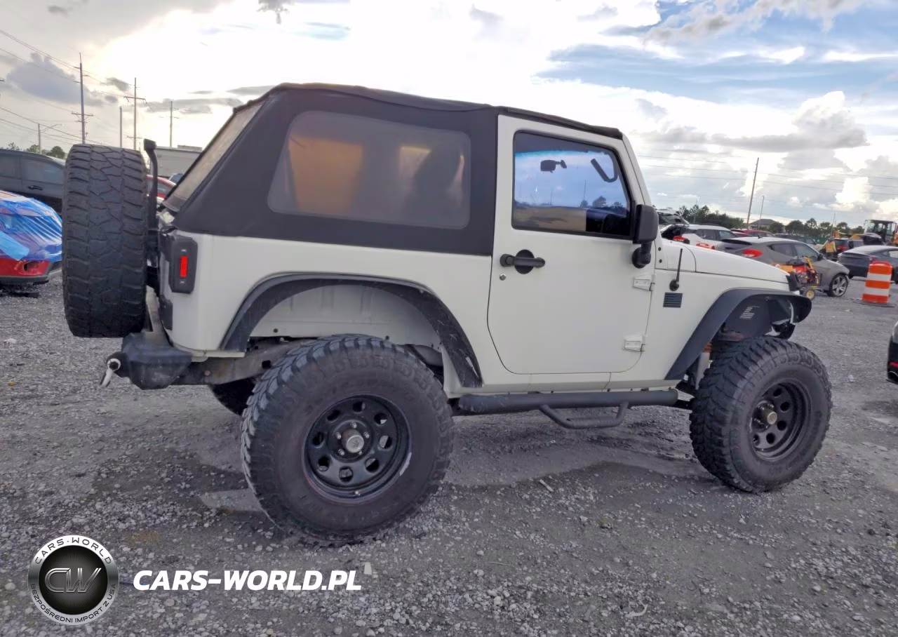 2013 Jeep Wrangler Sport VIN:1C4AJWAG0DL503581 - 3