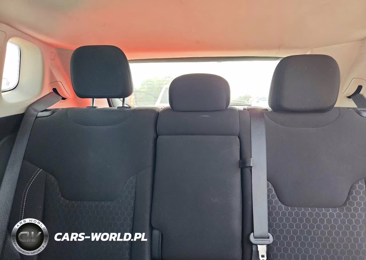 2020 Jeep Compass Sport VIN:3C4NJCAB0LT198736 - 10