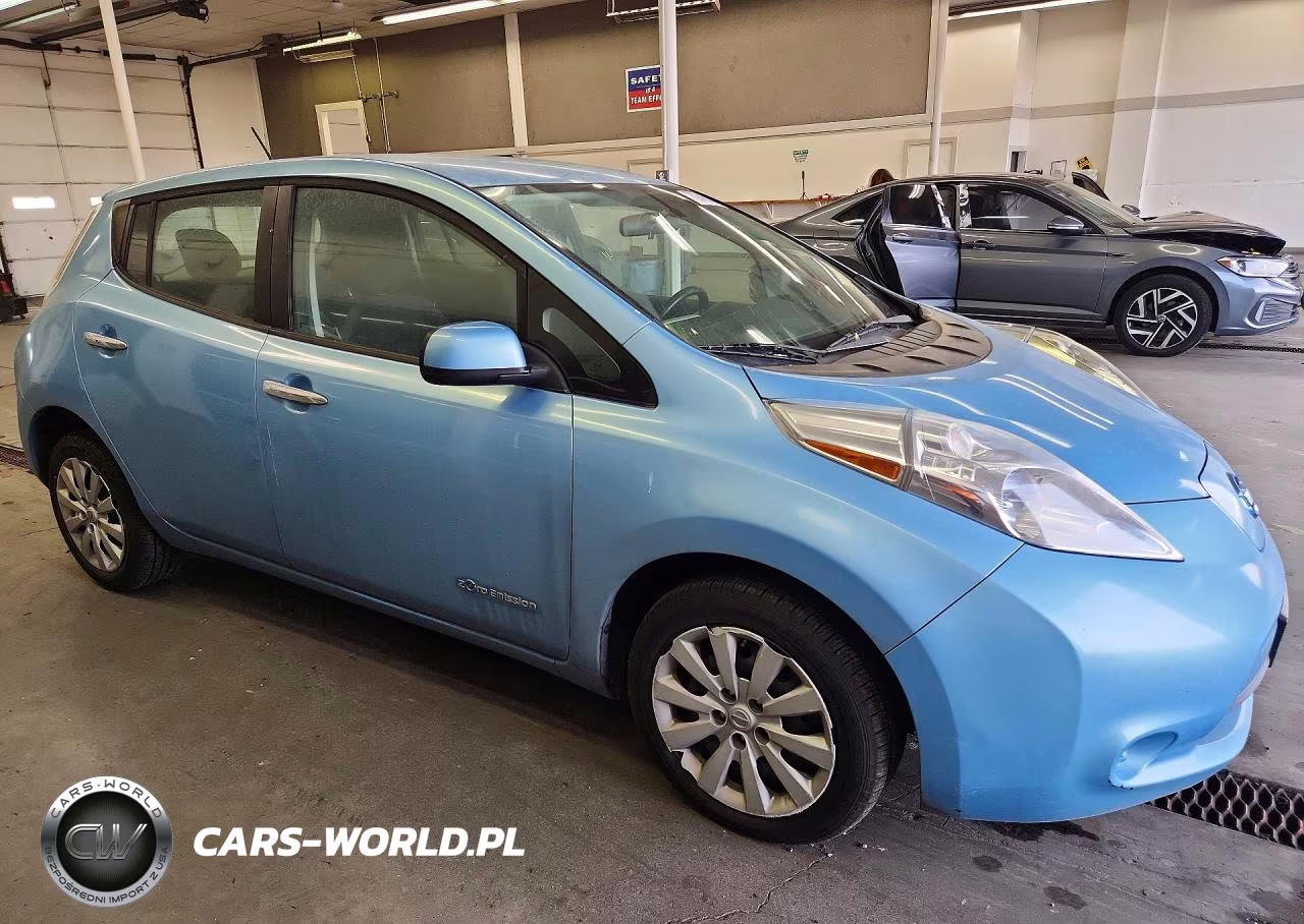 2015 Nissan Leaf S VIN:1N4AZ0CP4FC311060 - 4