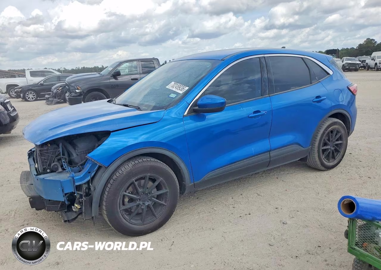 2020 Ford Escape Se