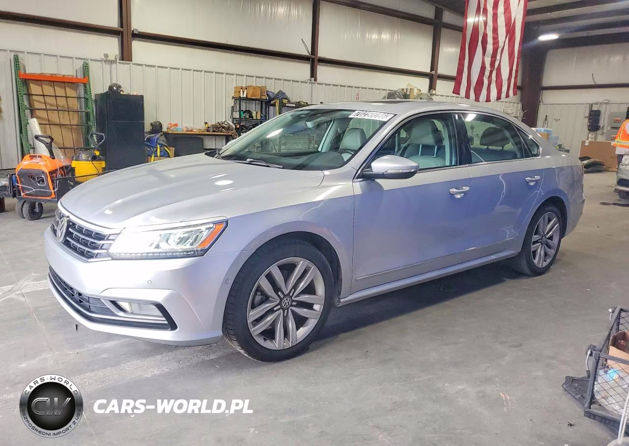 2017 Volkswagen Passat Sel Premium VIN:1VWCT7A31HC083418 - 1