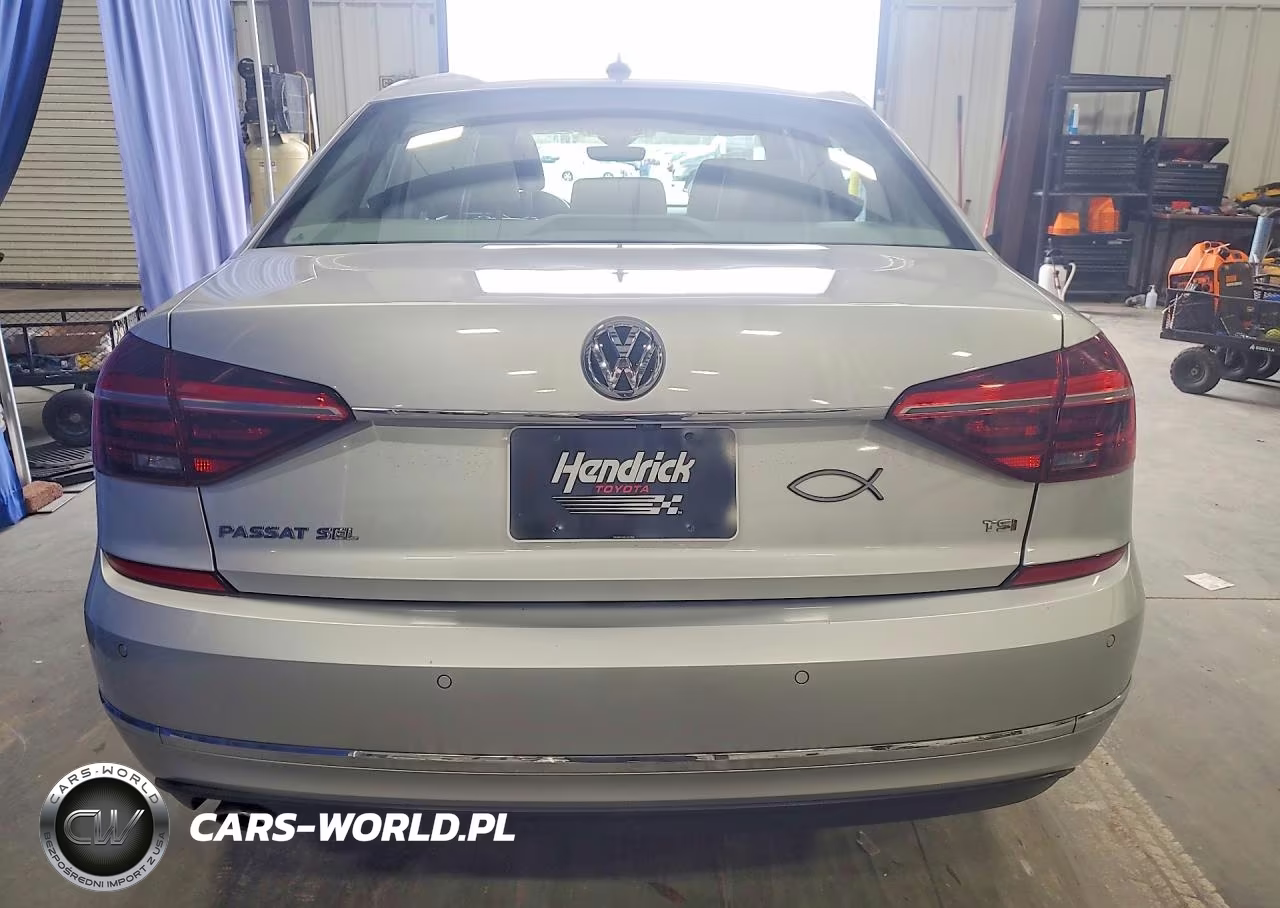 2017 Volkswagen Passat Sel Premium VIN:1VWCT7A31HC083418 - 6